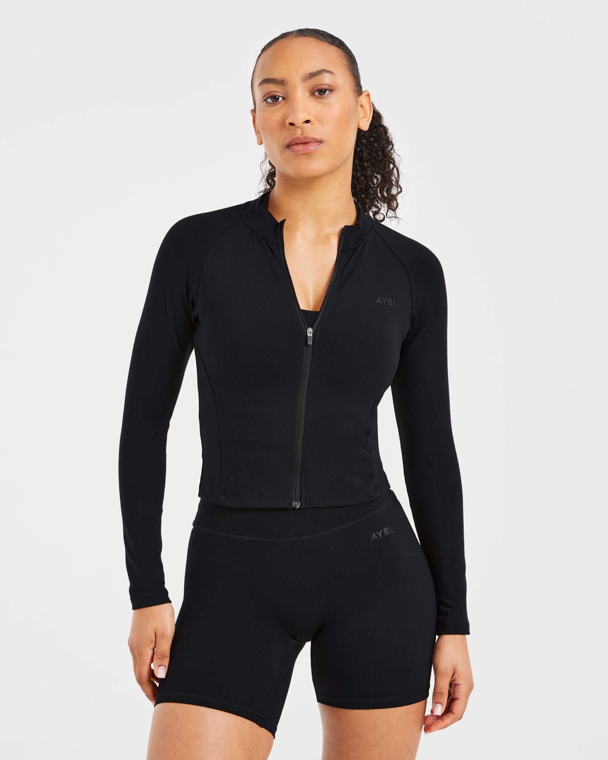 01.05_Womens9509