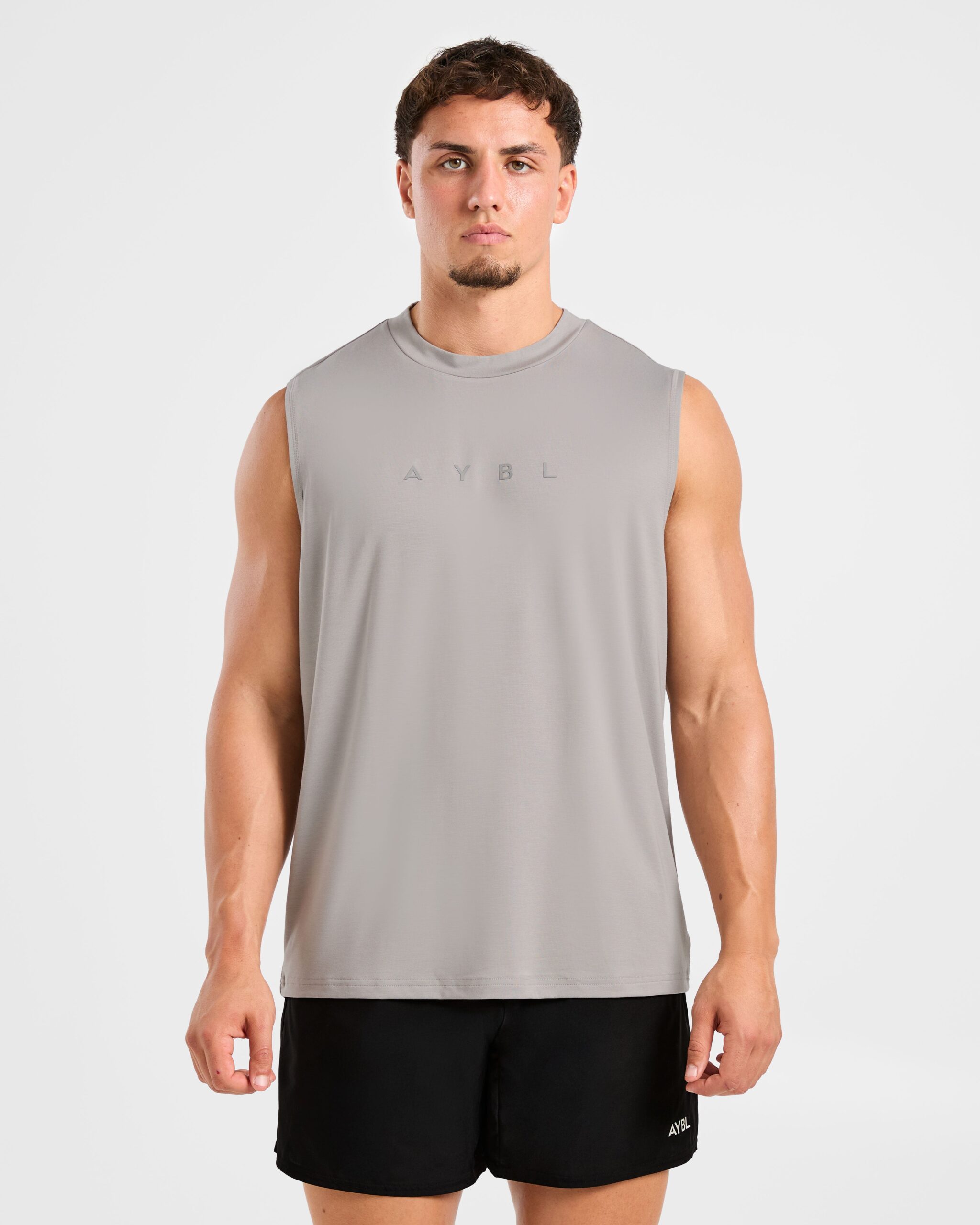 01.10.25-mens16199