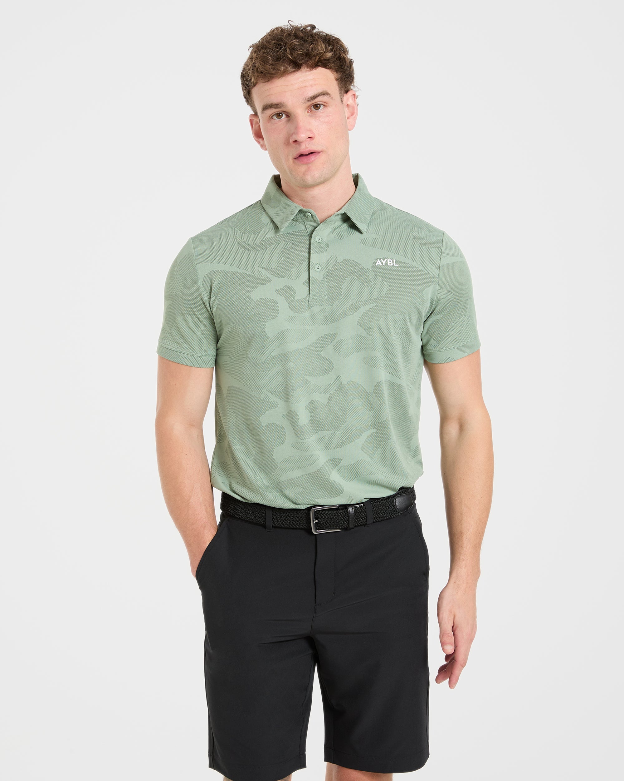 02.03Golf0106_d12bd3d2-64ea-4c35-81c5-64558eaa0168