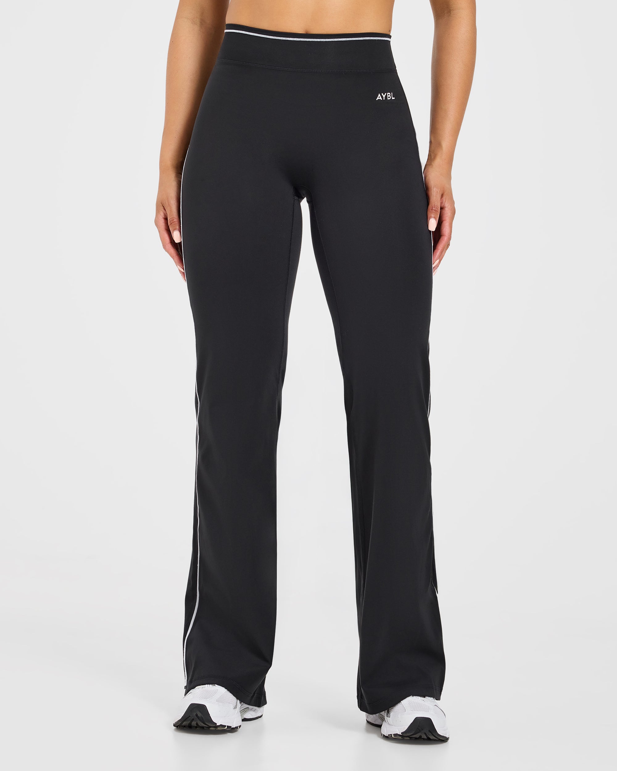 15.04Womens00011