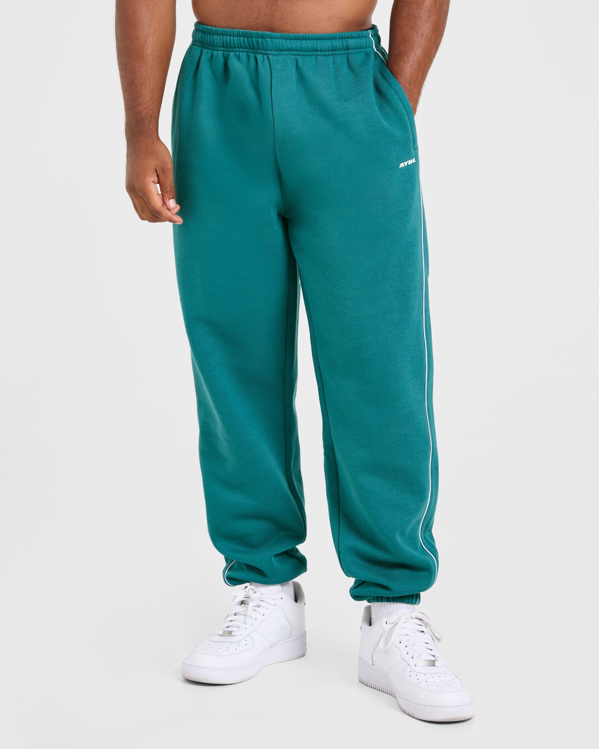 19.08-Mens8697
