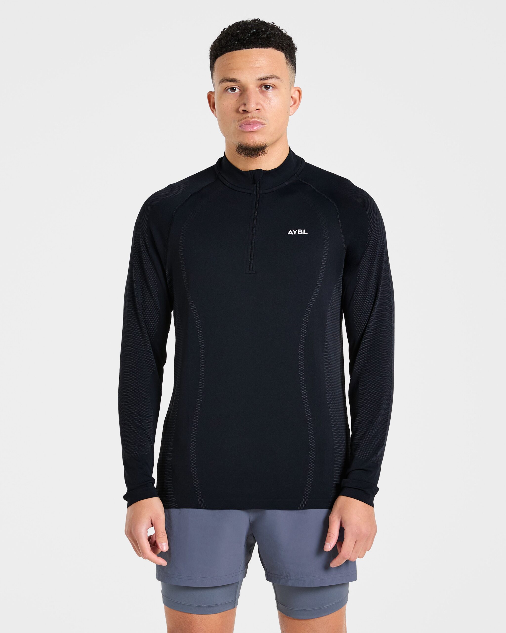 22.12-Mens14241.jpg-cropped_eda2d36d-fdd6-4b1f-9cb2-13557855d226