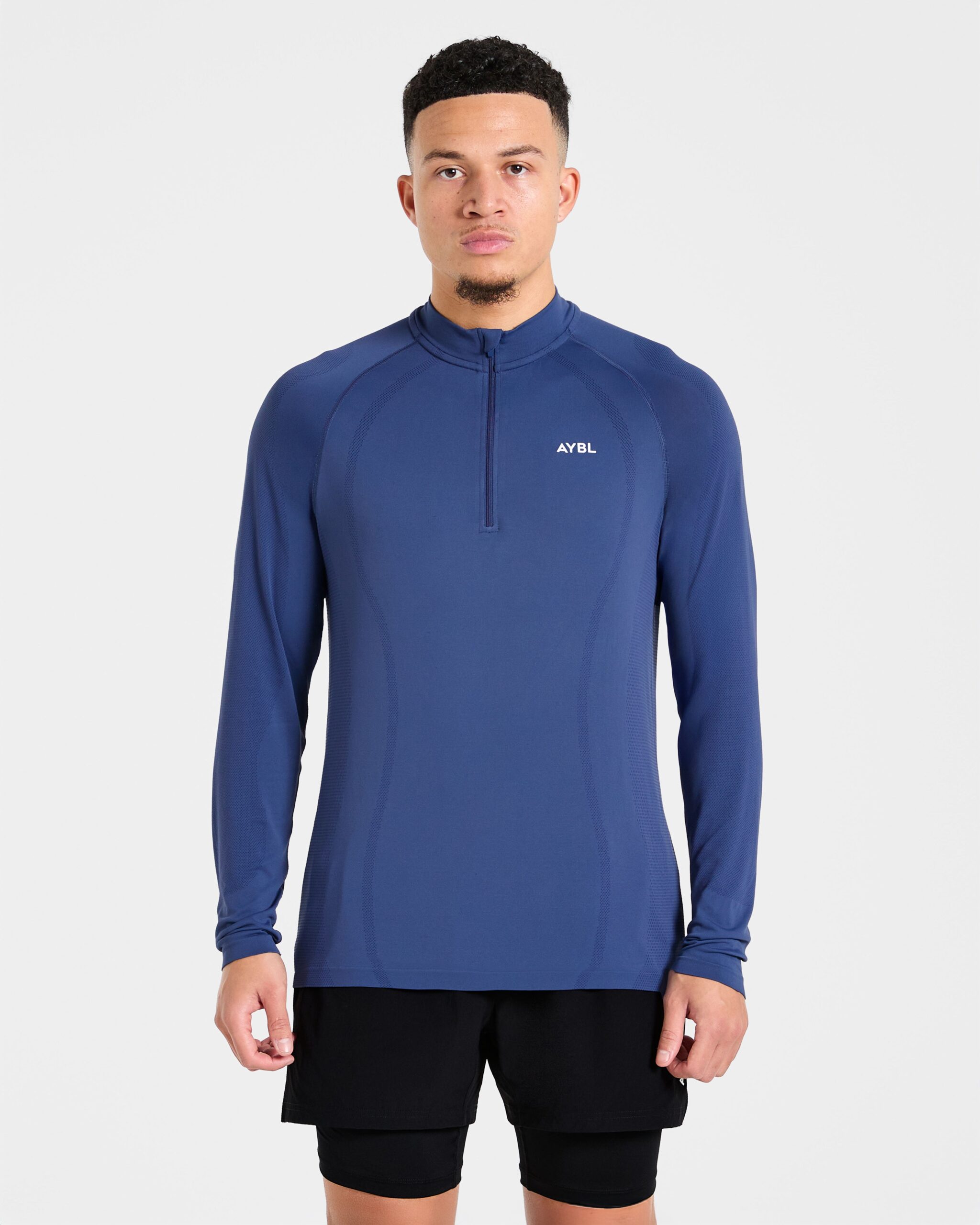22.12-Mens14505.jpg-cropped_943c281f-06c5-47cc-84df-2e86deb03162