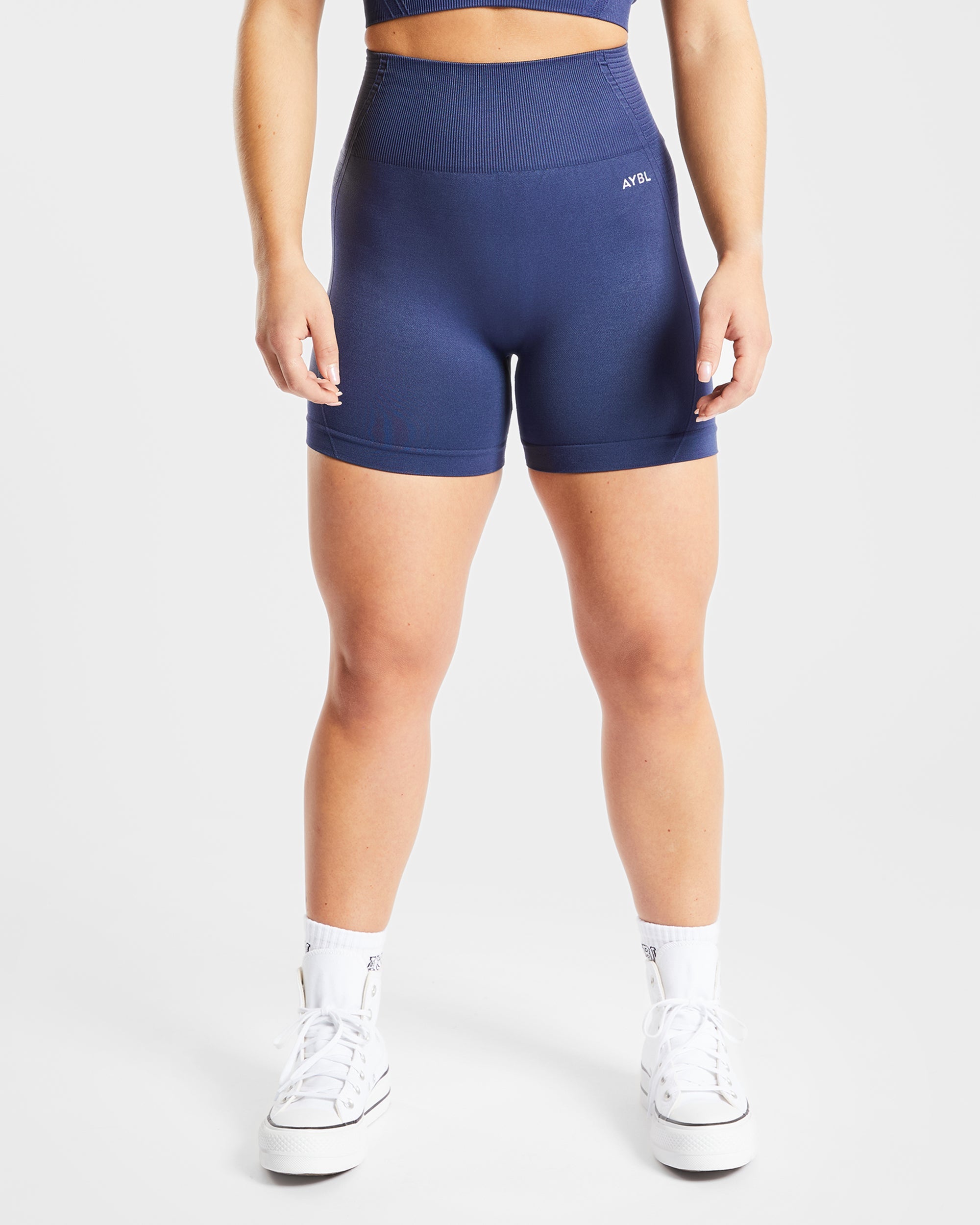 24_10_2023_24_10_2023_BALANCEV2NAVY_1041