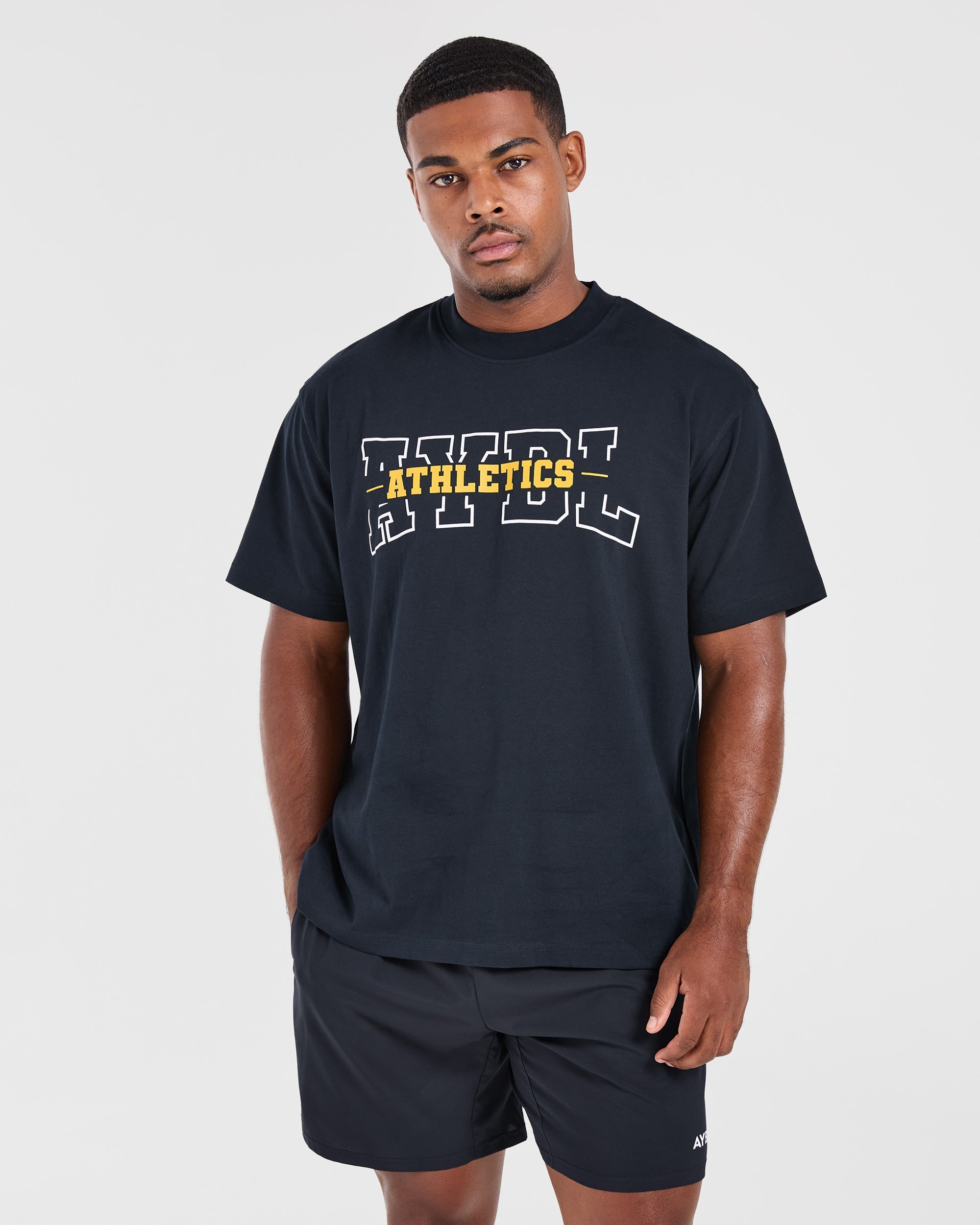 AYBL_AUG_MENS_20243070_093d8437-7c2e-4ad4-a534-60f41bd7ae46